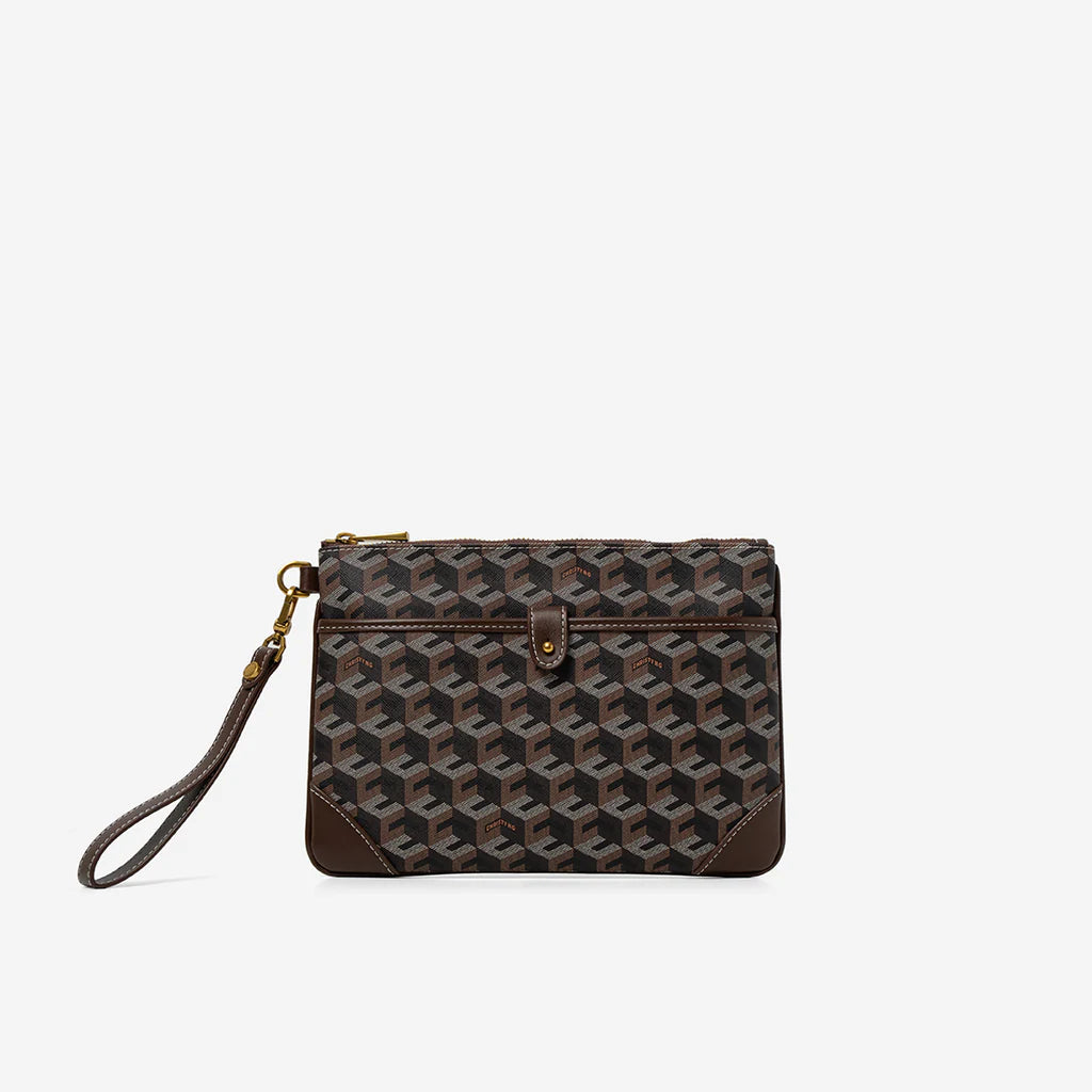 Leandro Pouch